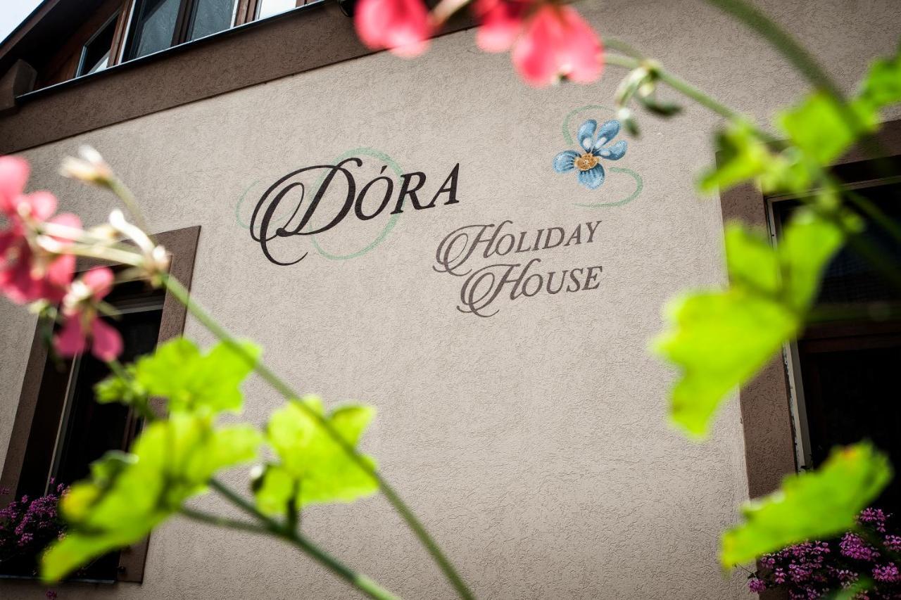 Dora Holiday House & Apartments Кестхей Экстерьер фото